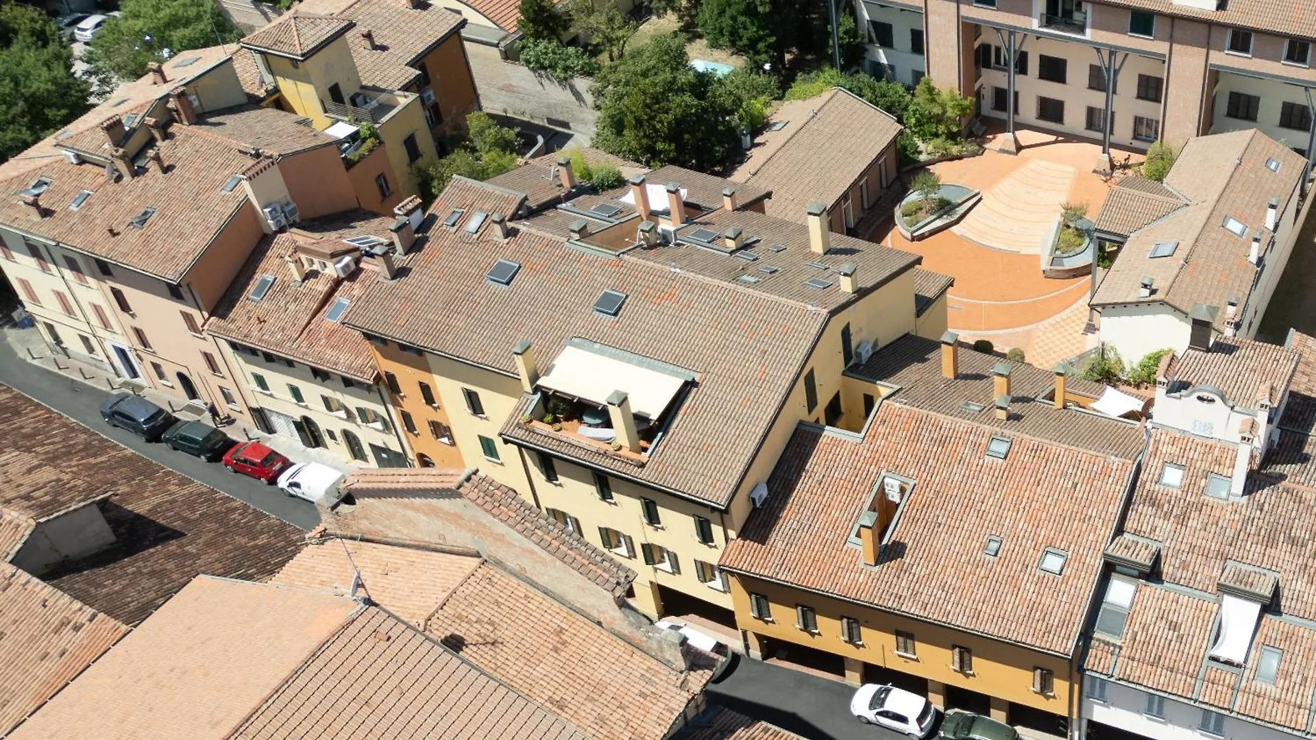 Frassinago Deluxe Suites-Bolognarooms