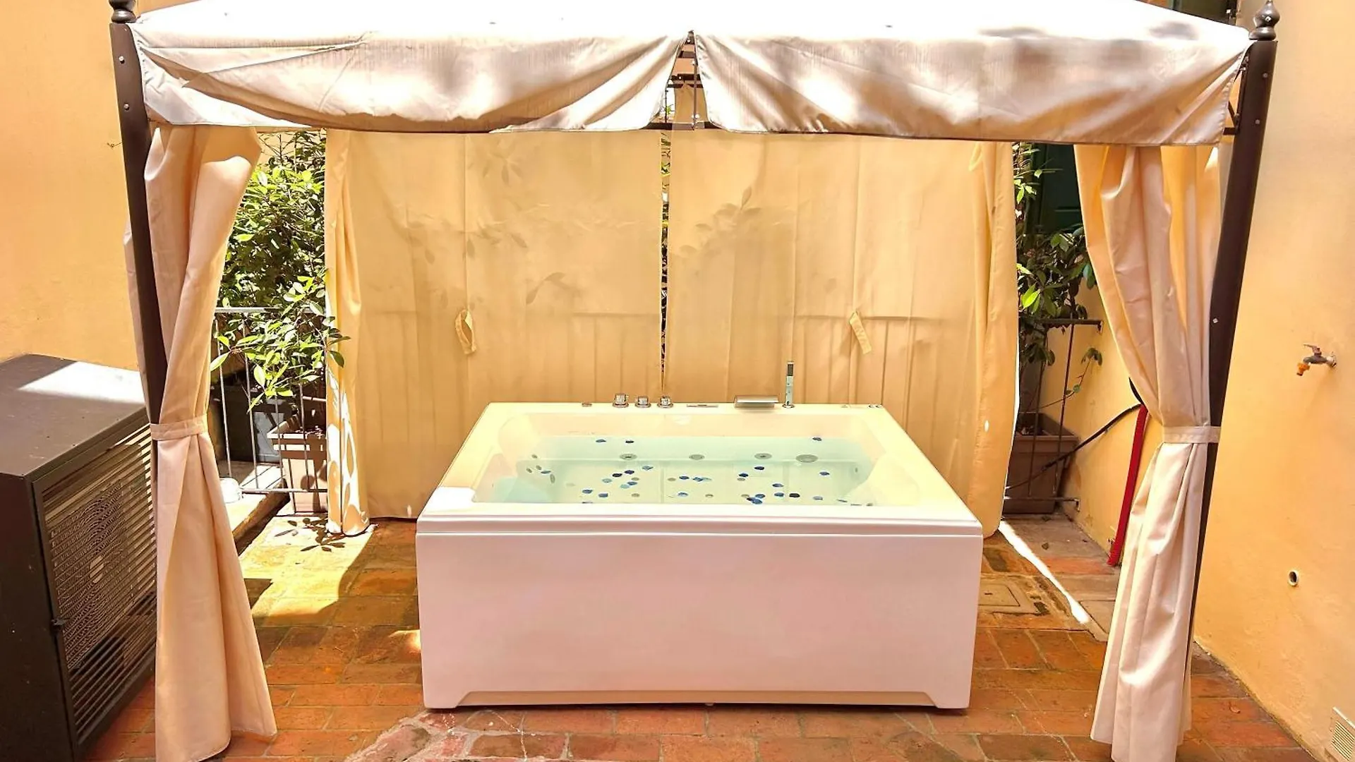 Frassinago Deluxe Suites-Bolognarooms 0*, Bologna Italy