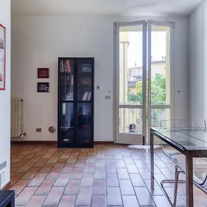 Castiglione Family By Wonderful Italy Bolonia