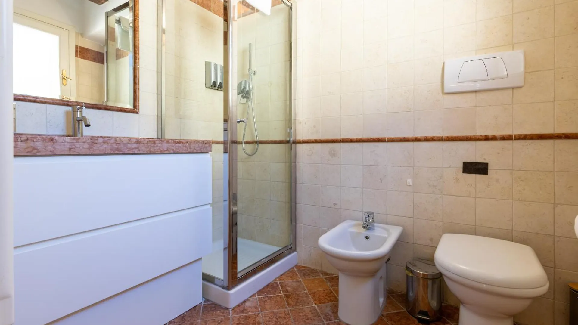 Frassinago Suites-Bolognarooms Bolonha