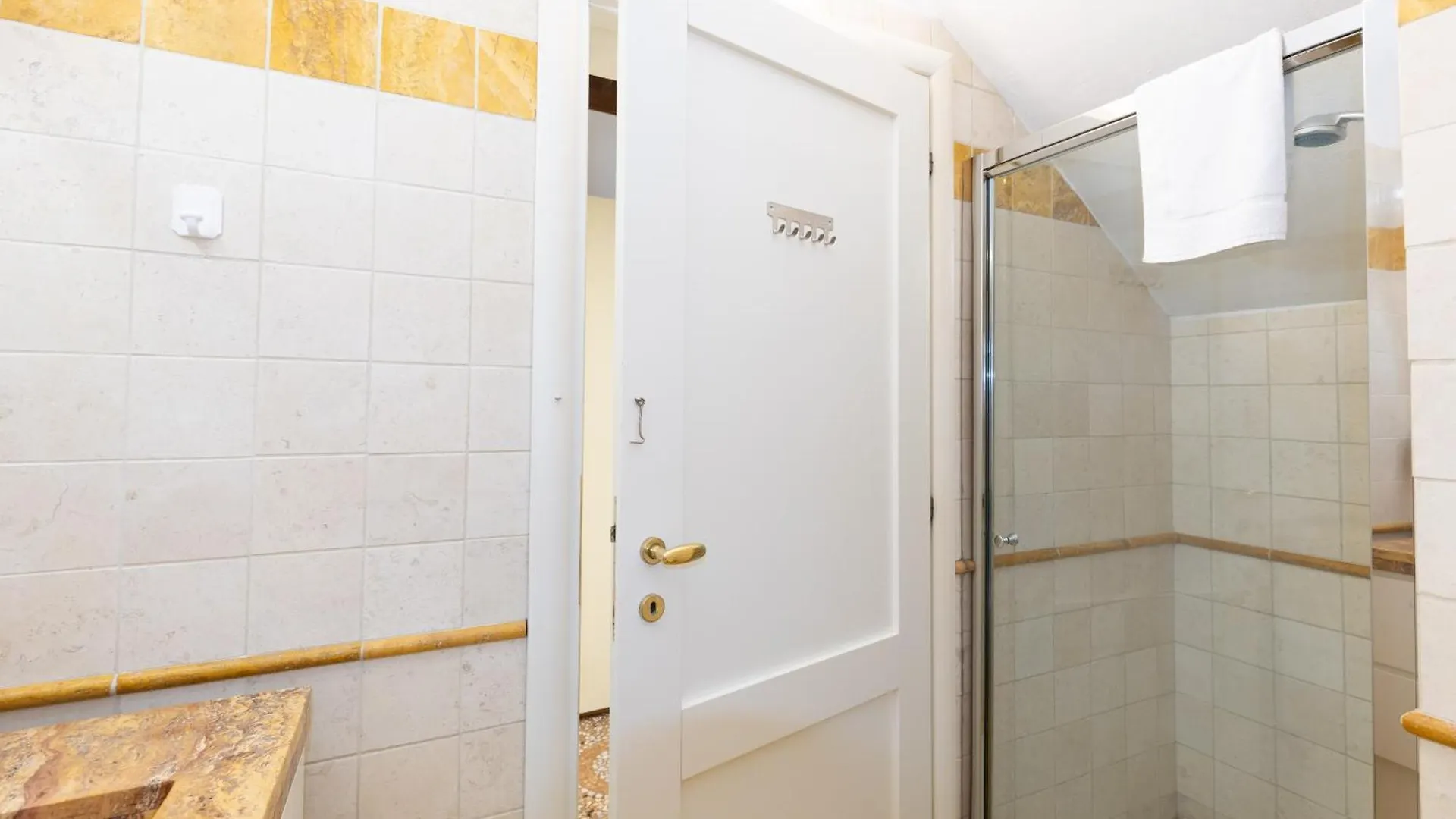 Frassinago Suites-Bolognarooms Apartamento Bolonha