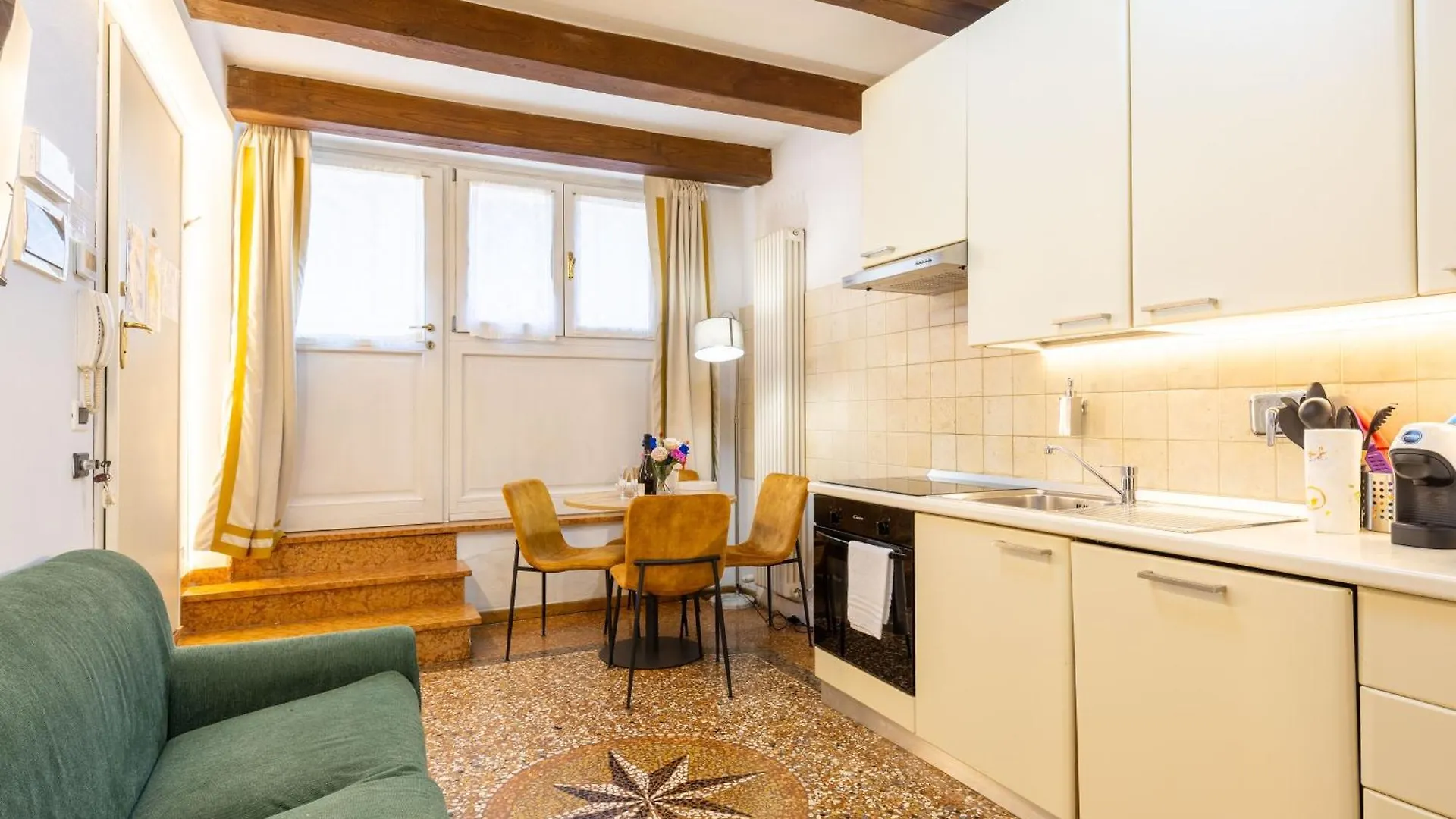 Frassinago Suites-Bolognarooms